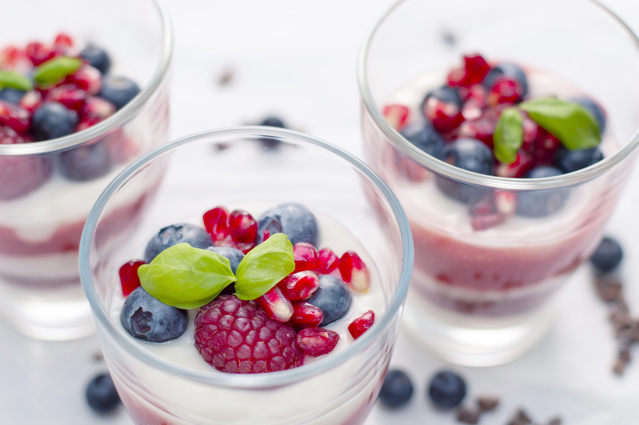 Food Photography: Joghurt Gläschen mit Früchten